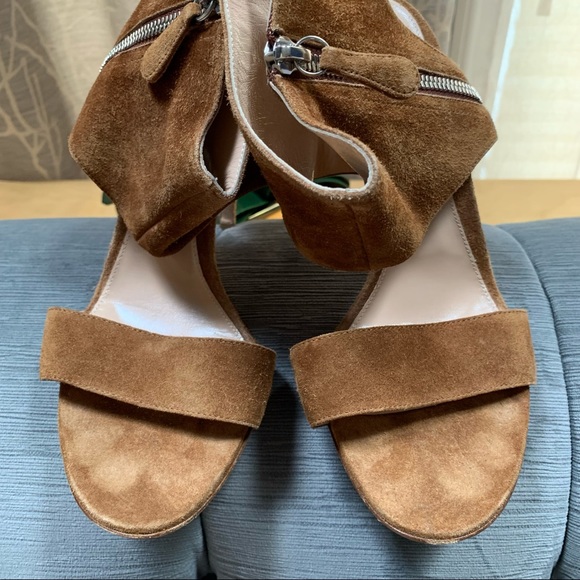 Gianvito Rossi Suede Sandals with zipper - Picture 5 of 9